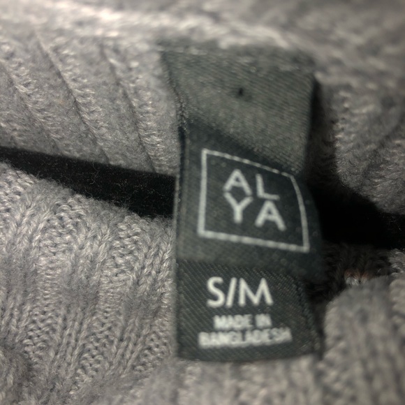 Francesca’s Sweater Poncho - Picture 2 of 3